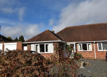 Semi-detached bungalow For Sale in Solihull