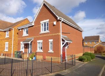Semi-detached house To Rent in Walsall