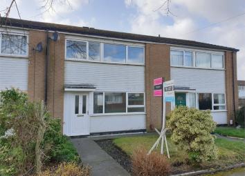 Town house To Rent in Bolton