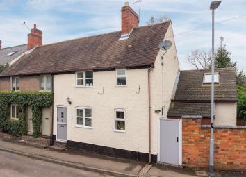 Cottage For Sale in Nuneaton