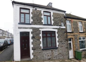 Terraced house For Sale in Bargoed