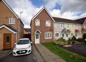 End terrace house For Sale in Pontyclun