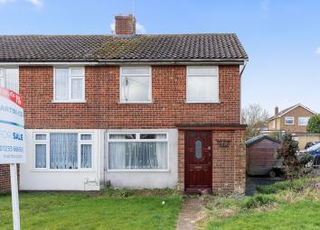 End terrace house For Sale in Ashford