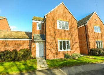 Detached house For Sale in Pontefract