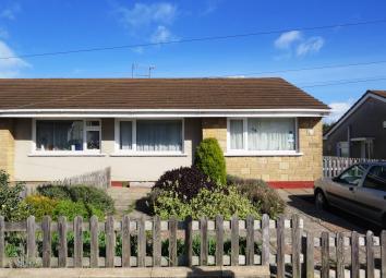 Semi-detached bungalow For Sale in Penarth