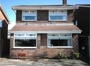 Detached house For Sale in Southport