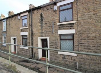 Cottage For Sale in Glossop