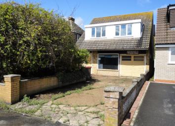 Detached house For Sale in Atherstone