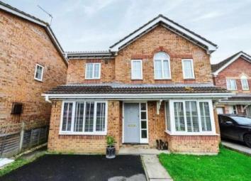 Detached house For Sale in Gillingham