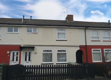 Terraced house For Sale in Wirral