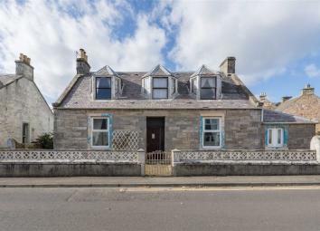 Detached house For Sale in Anstruther