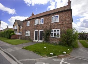 Cottage To Rent in York