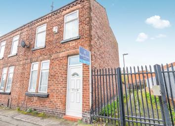 Terraced house For Sale in Prescot