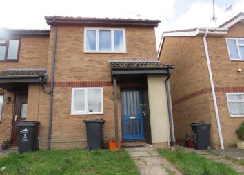 End terrace house For Sale in Swindon