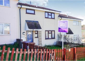 Terraced house For Sale in Chatham
