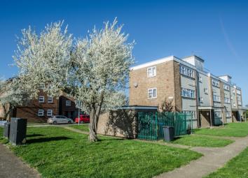 Flat For Sale in Hitchin