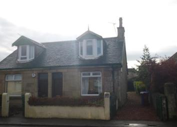 Semi-detached house To Rent in Larkhall
