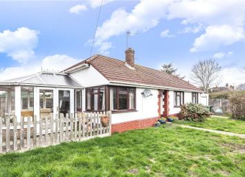 Detached house For Sale in Woking
