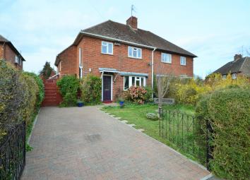 Semi-detached house For Sale in Farnham