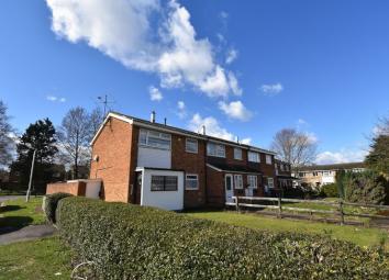 End terrace house For Sale in Dunstable
