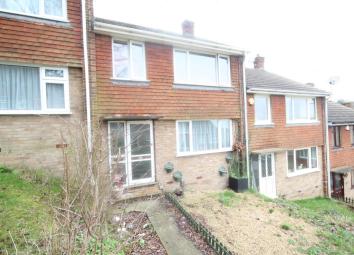 Terraced house For Sale in Chatham