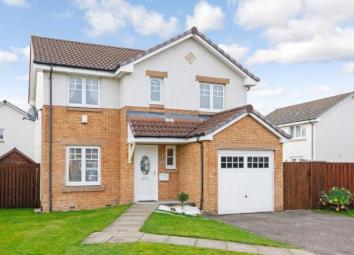 Detached house For Sale in Motherwell