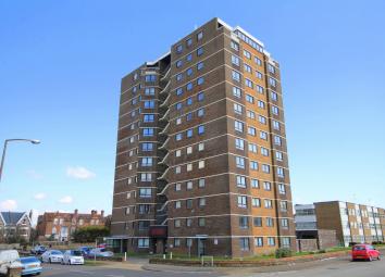 Flat For Sale in Littlehampton