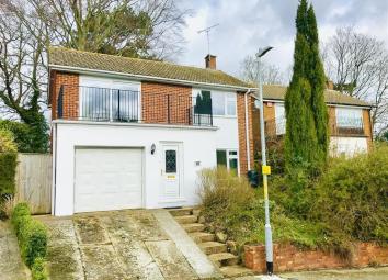 Detached house To Rent in Canterbury