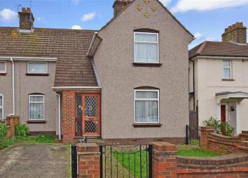 Semi-detached house For Sale in Barking