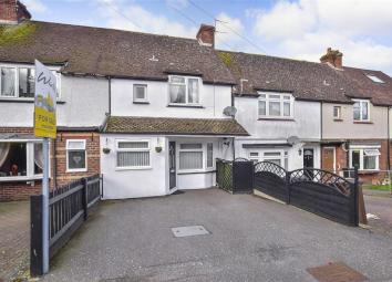 Terraced house For Sale in Maidstone