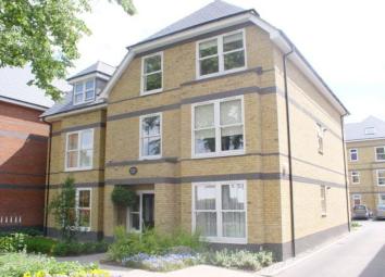Flat To Rent in Egham
