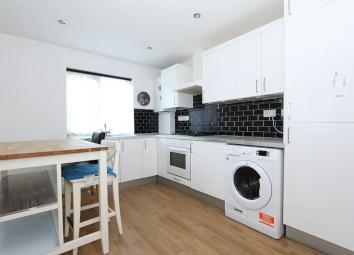 Flat For Sale in New Malden