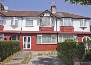 Terraced house To Rent in Greenford