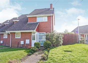 End terrace house For Sale in Runcorn