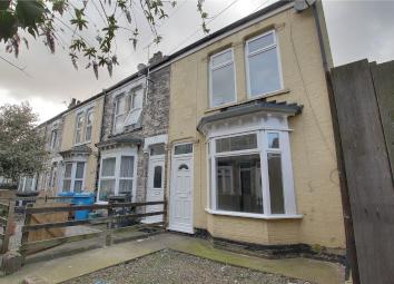 End terrace house To Rent in Hull
