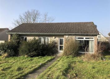 Bungalow For Sale in Dunfermline
