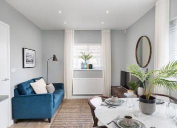 Flat For Sale in Leatherhead