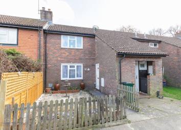 Maisonette For Sale in Crawley