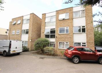 Flat For Sale in Ilford