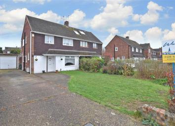 Semi-detached house For Sale in Aylesford