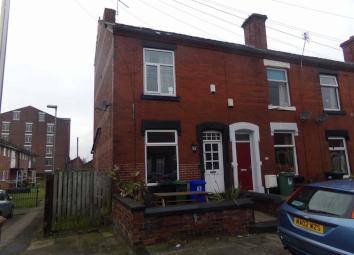 End terrace house For Sale in Ashton-under-Lyne