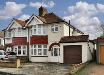 Semi-detached house For Sale in Worcester Park