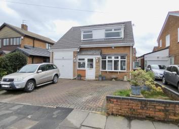 Detached house For Sale in Heywood