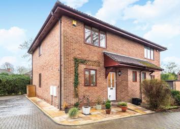 Semi-detached house For Sale in Wokingham