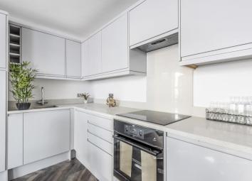 Flat To Rent in Camberley