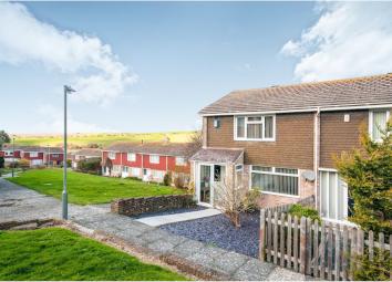 End terrace house To Rent in Brighton
