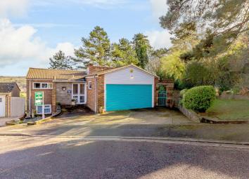 Detached house For Sale in Godalming