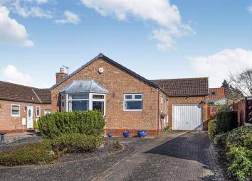 Detached bungalow For Sale in York