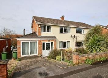 Semi-detached house For Sale in Glastonbury