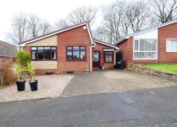 Detached bungalow For Sale in Bolton